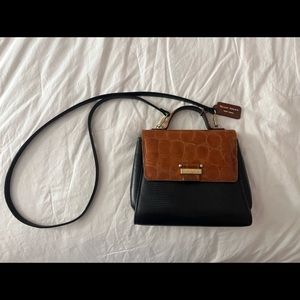 Crossbody purse